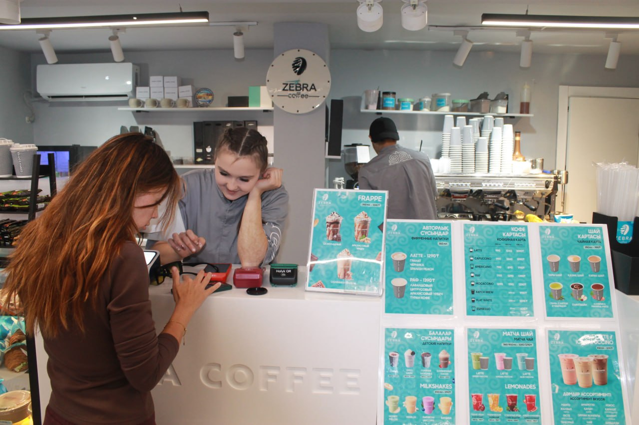 Команда Zebra Coffee за работой